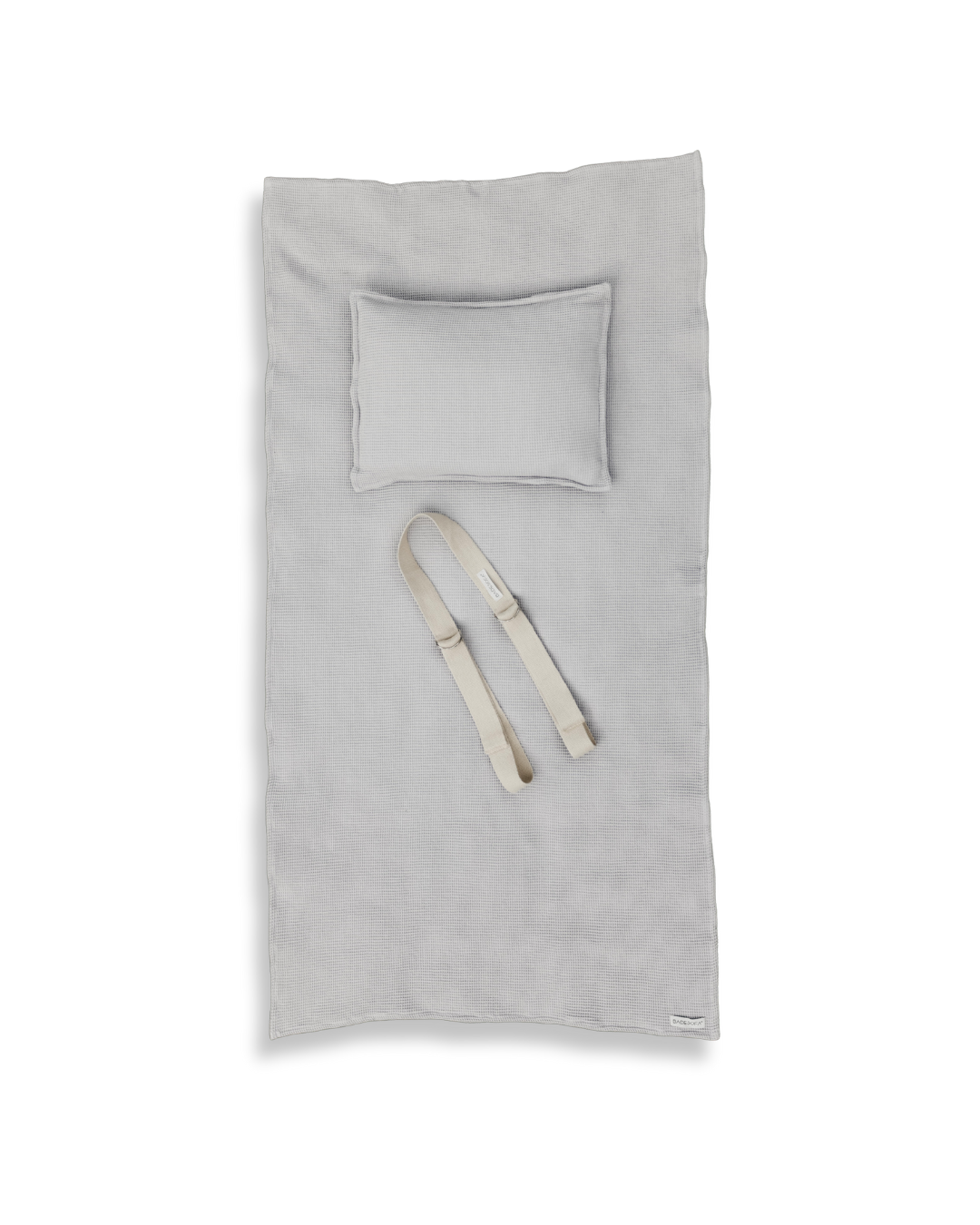 Strandsofa ausgebreitet in Grau